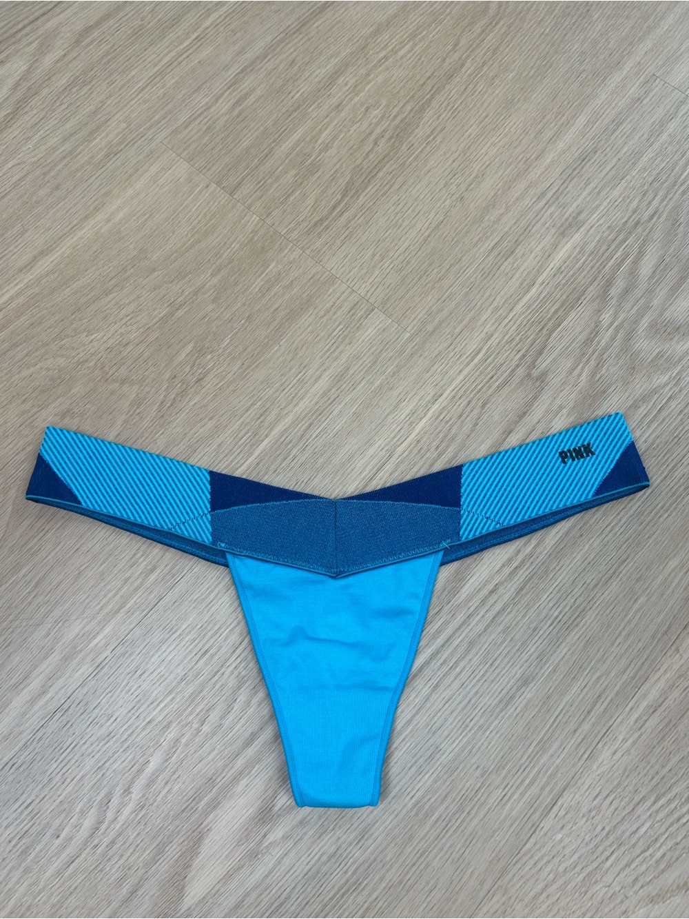Pink Victoria’s Sporty Athletic Thong Panty M
